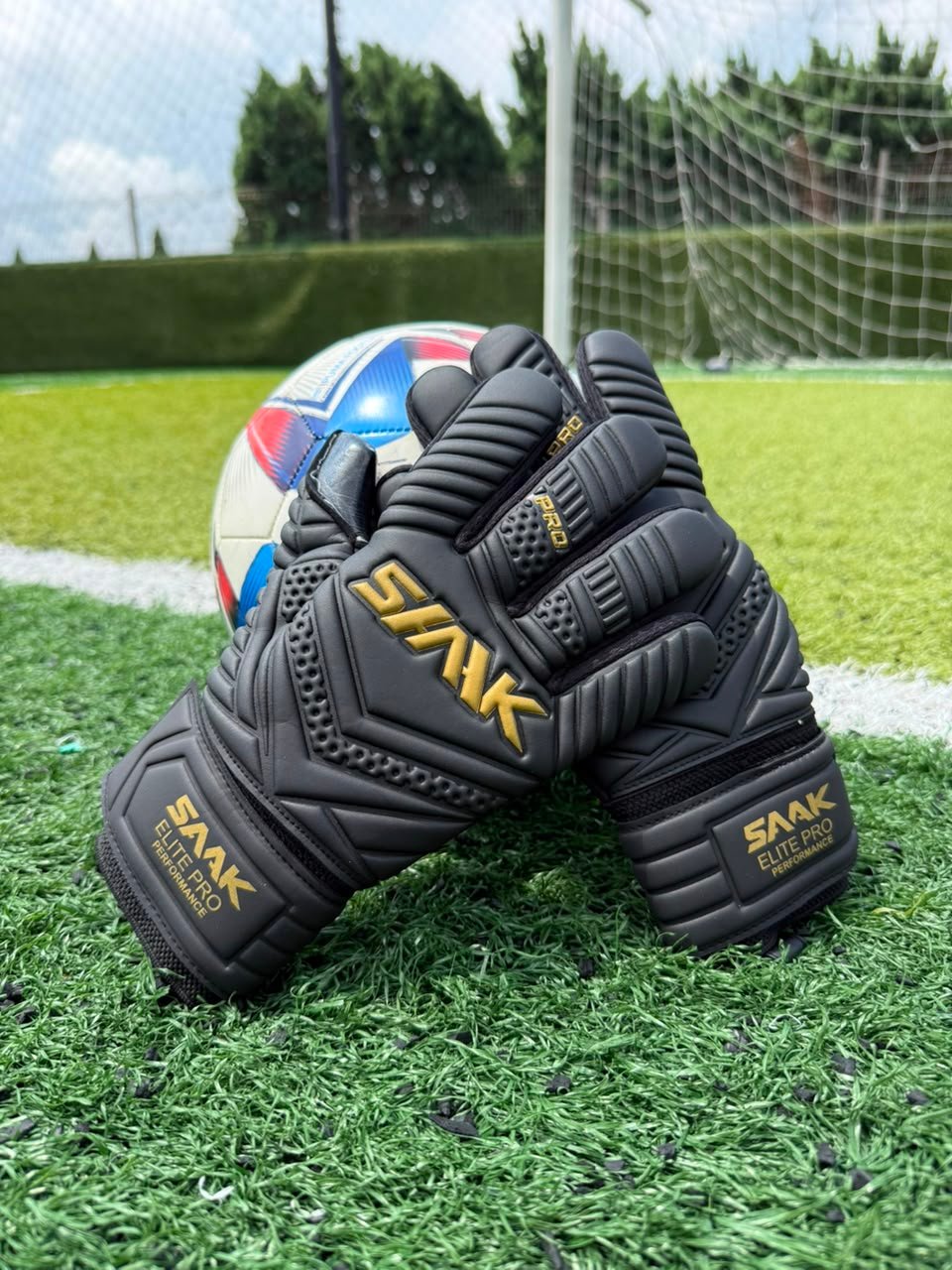 Guantes de portero SAAK Elite PRO Performance – Máximo agarre profesional